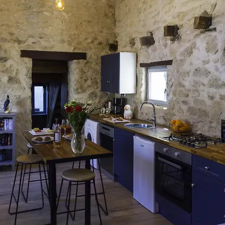 Petite Maison De Mouton Azat-le-Riz Exterior photo