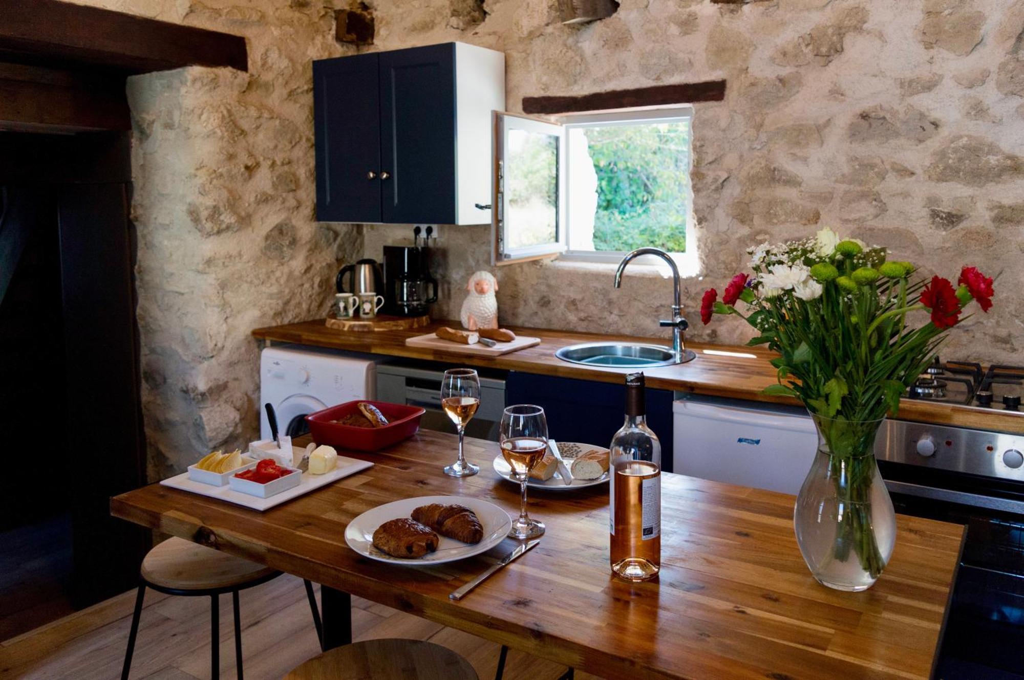 Petite Maison De Mouton * Azat-le-Riz